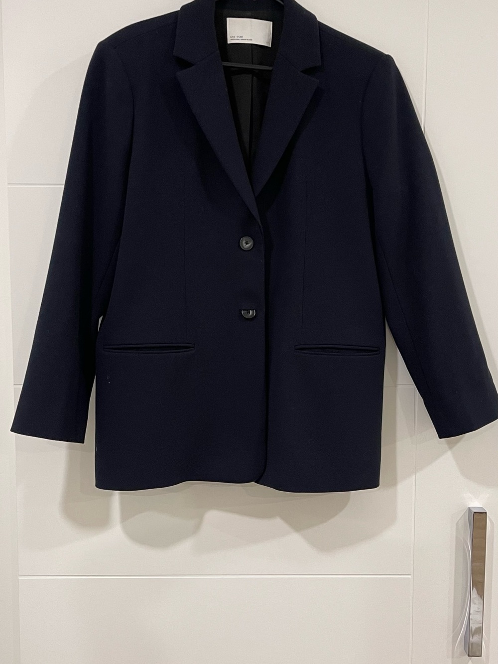 OAK + FORT Dark Navy Two-Button Tailored Blazer